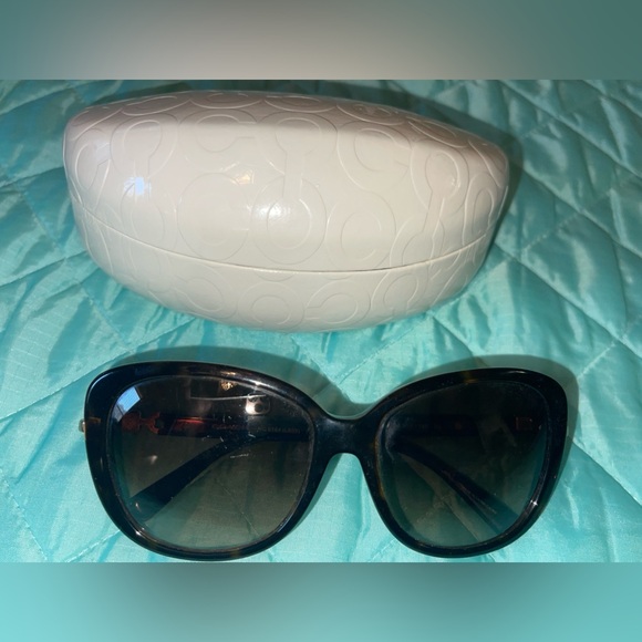 Coach Tortoise Sunglasses GUC with Coach Glasses Case and Coach Dust bag- bundle - Picture 4 of 17